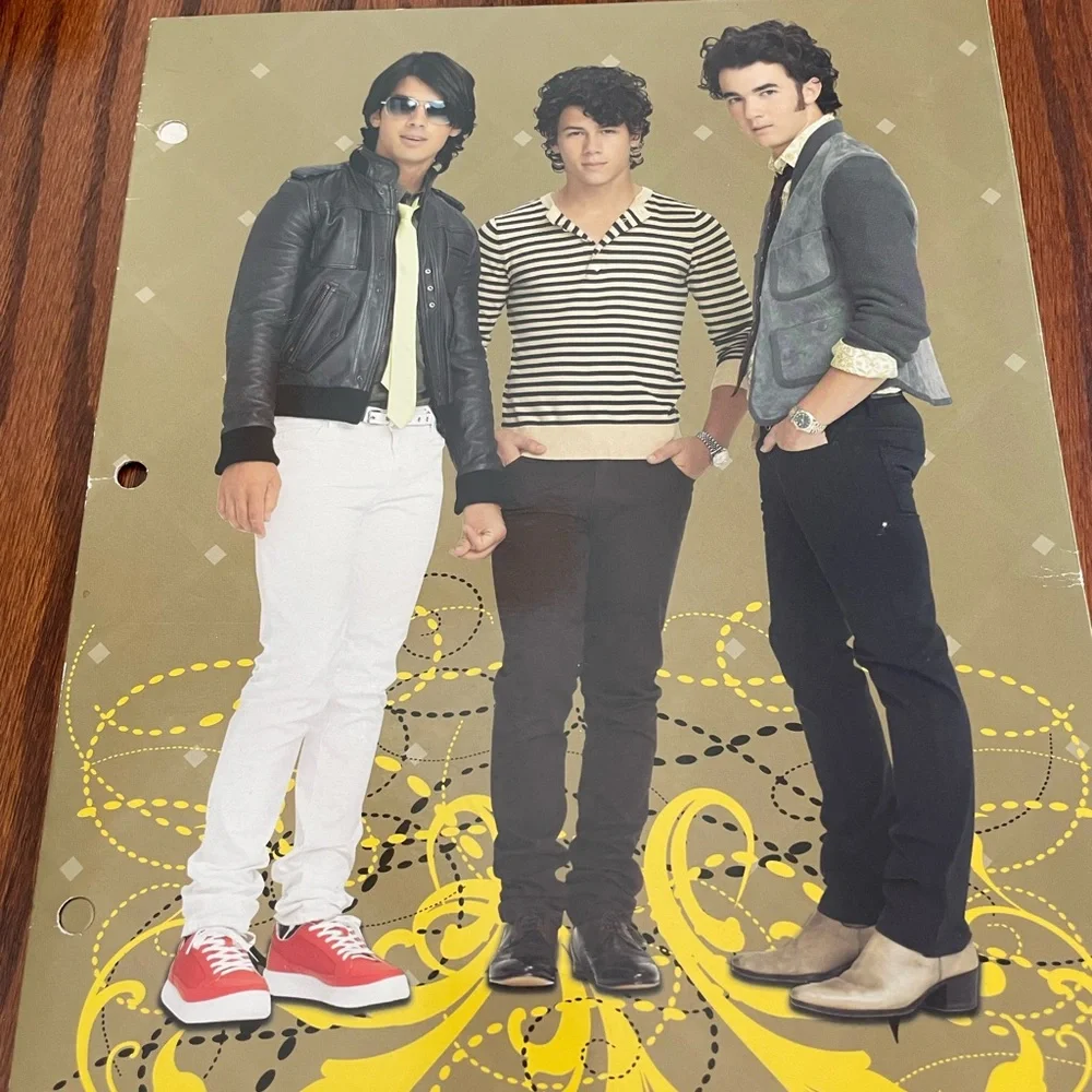Lot of Four Never Used Jonas Brothers Pocket Folders from the mid 2000s